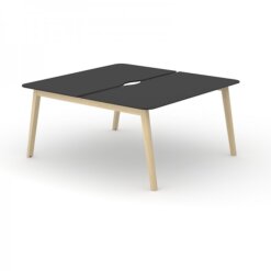 Nova Wood Duo bureau met zwart blad en eiken gebeitst onderstel.Narbutas | Bureaustoelen MKB