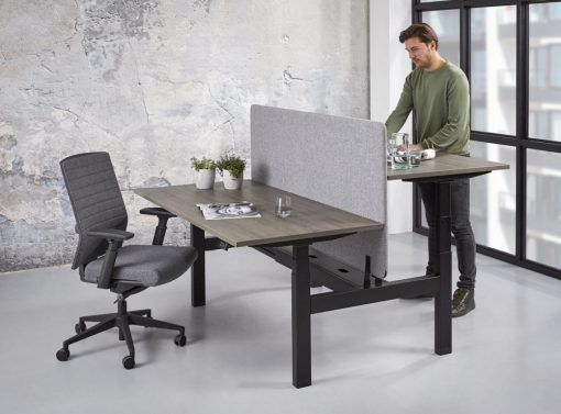 Duo zit-sta bureau Max zwart frame met Logan Eiken topblad