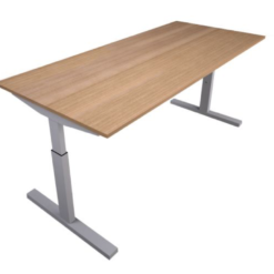 Pinta bureau met aluminium poot en eiken blad | Bureaustoelen MKB