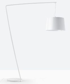 EL 01 staande lamp met brede kunststof kap, geheel wit. Bureaustoelen MKB