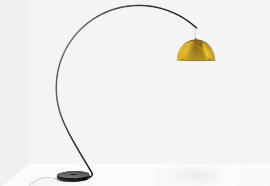 EL002 staande lamp met kunststof kap frame zwart, kap geel transparant | Bureaustoelen MKB