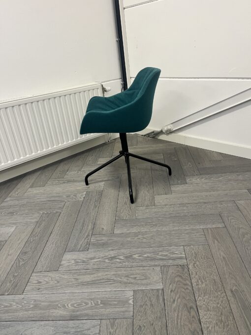 2 x vergaderstoel Baltic Chair MDD